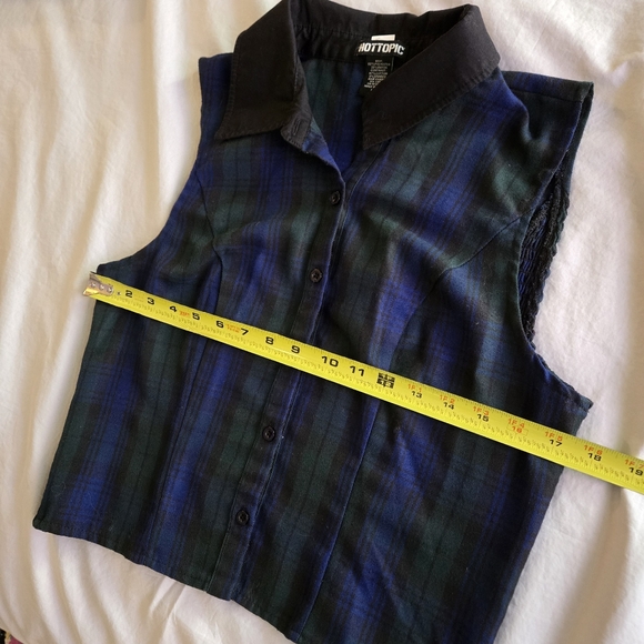Hot Topic Green Blue Plaid Flannel Sleeveless Button Up Collared Vest 90s y2k - Picture 2 of 9